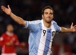 【中国体彩】炸鱼首秀引爆全场！比朔夫帽子戏法卡尔梅开二度，德国U21青年军六球横扫奥地利