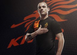 中国体彩网|巴尔韦德赞誉阿隆索，药厂执教显锋芒，未来掌舵皇马再创辉煌